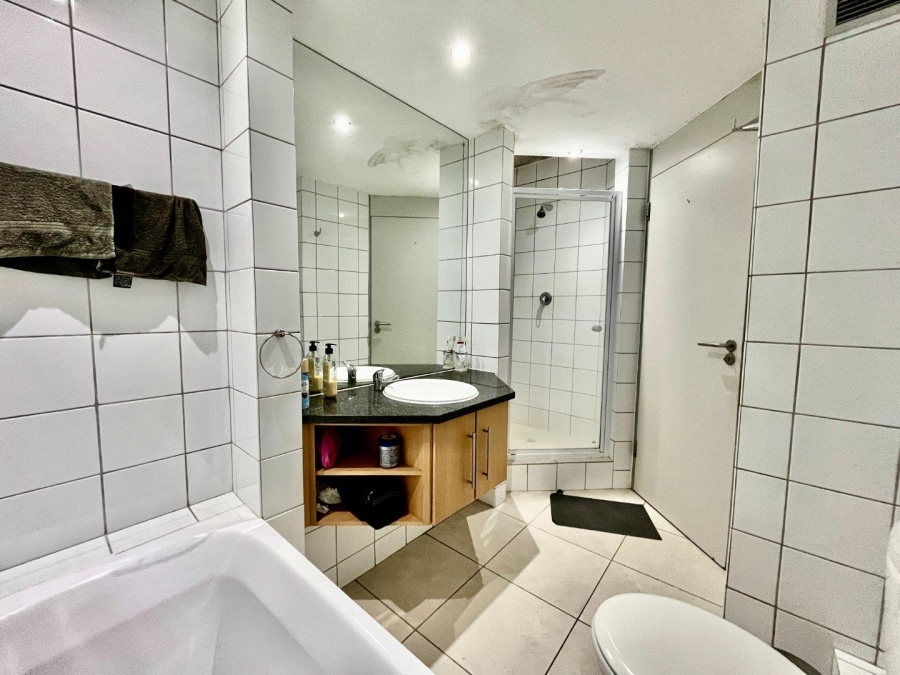 2 Bedroom Property for Sale in Claremont Upper Western Cape